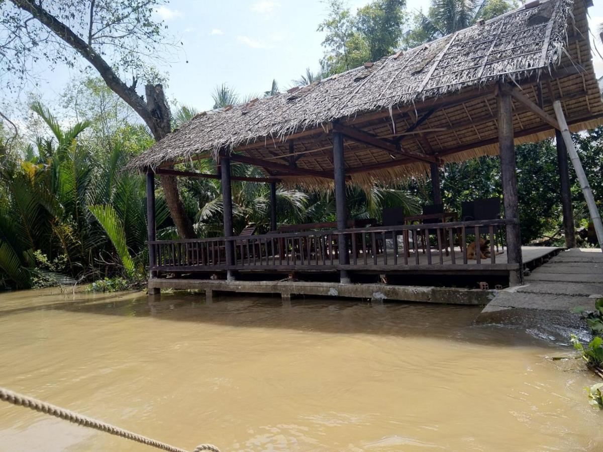 Nam Binh Homestay Ben Tre Luaran gambar